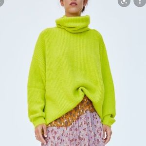 Zara Lime Sweater sz Small!!! 💚💚